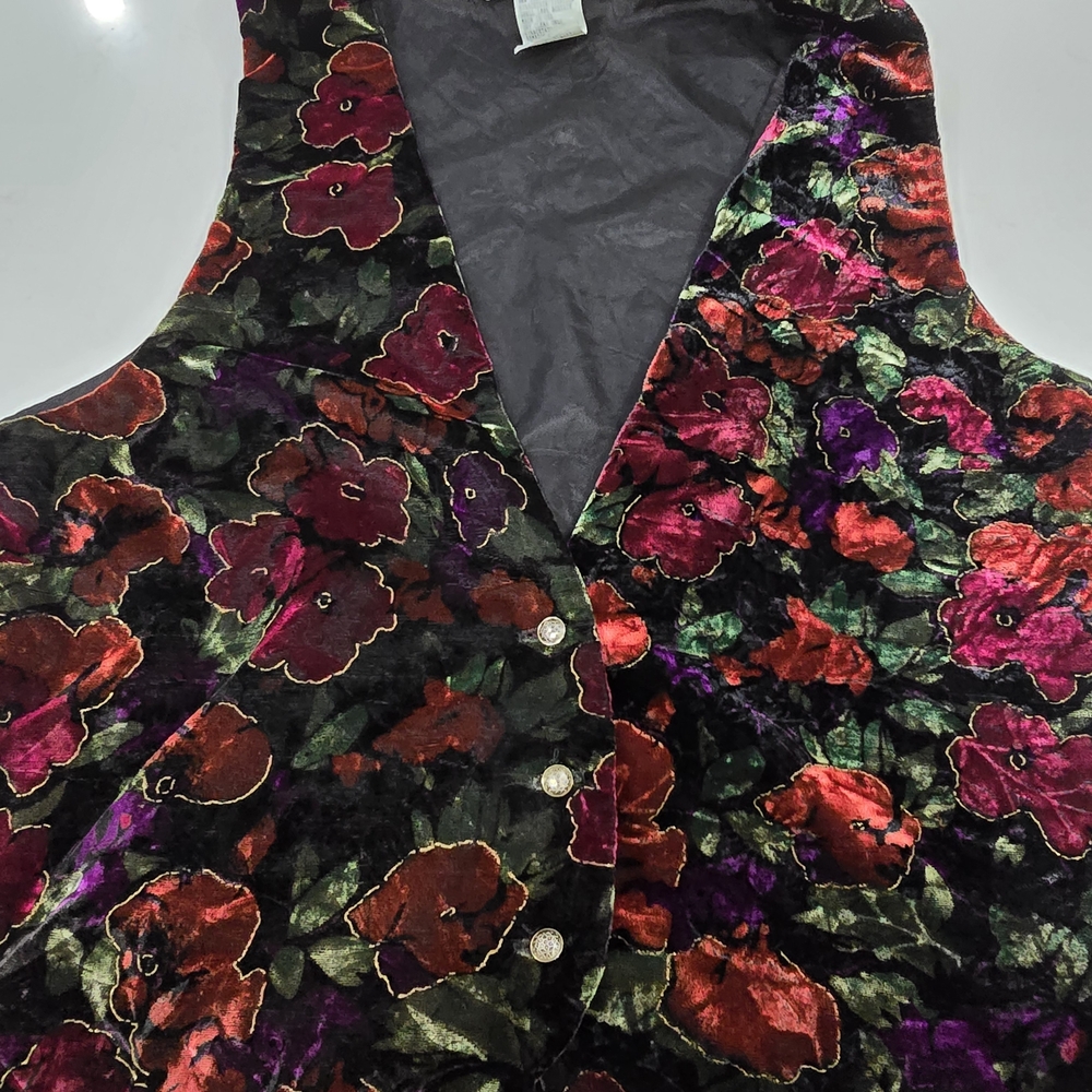 Floral Velvet Vest with Button Closure